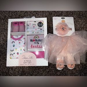 New baby girl gift sets!